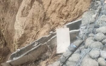 Pemasangan Kawat Bronjong di Ruas Jalan Lintas Provinsi Sumsel-Lampung, Tanpa Papan Nama Pagu Anggaran