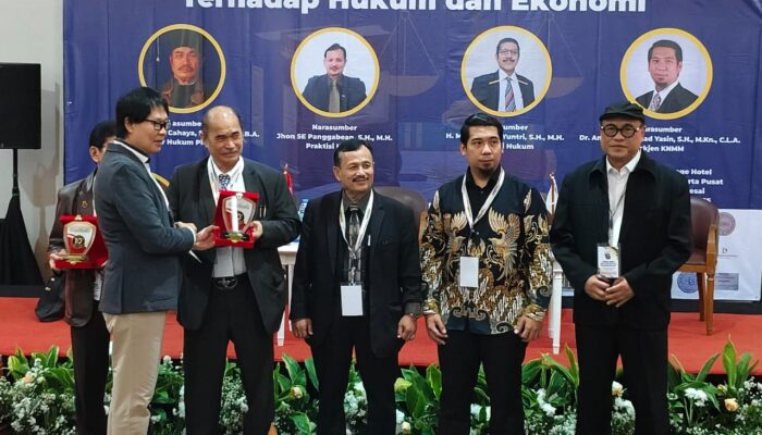 HUT Ke-10 Media Sudut Pandang Gelar Seminar hukum: Bertema Implikasi Tindak Pidana Korupsi Terhadap Hukum dan Ekonomi