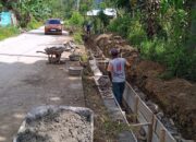 DPRD Wujudkan Keinginan Warga Membuat Drainase Melalui Pokir