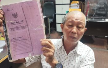 Korban Penipuan dan Penggelapan oleh Owner Pabrik Paku Beri Keterangan di Polda Sumsel